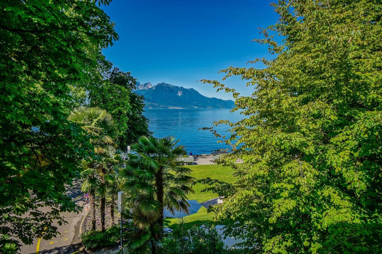 Soft Glam 1-Bedroom Appt - Lake & Mountain View Montreux Exterior photo